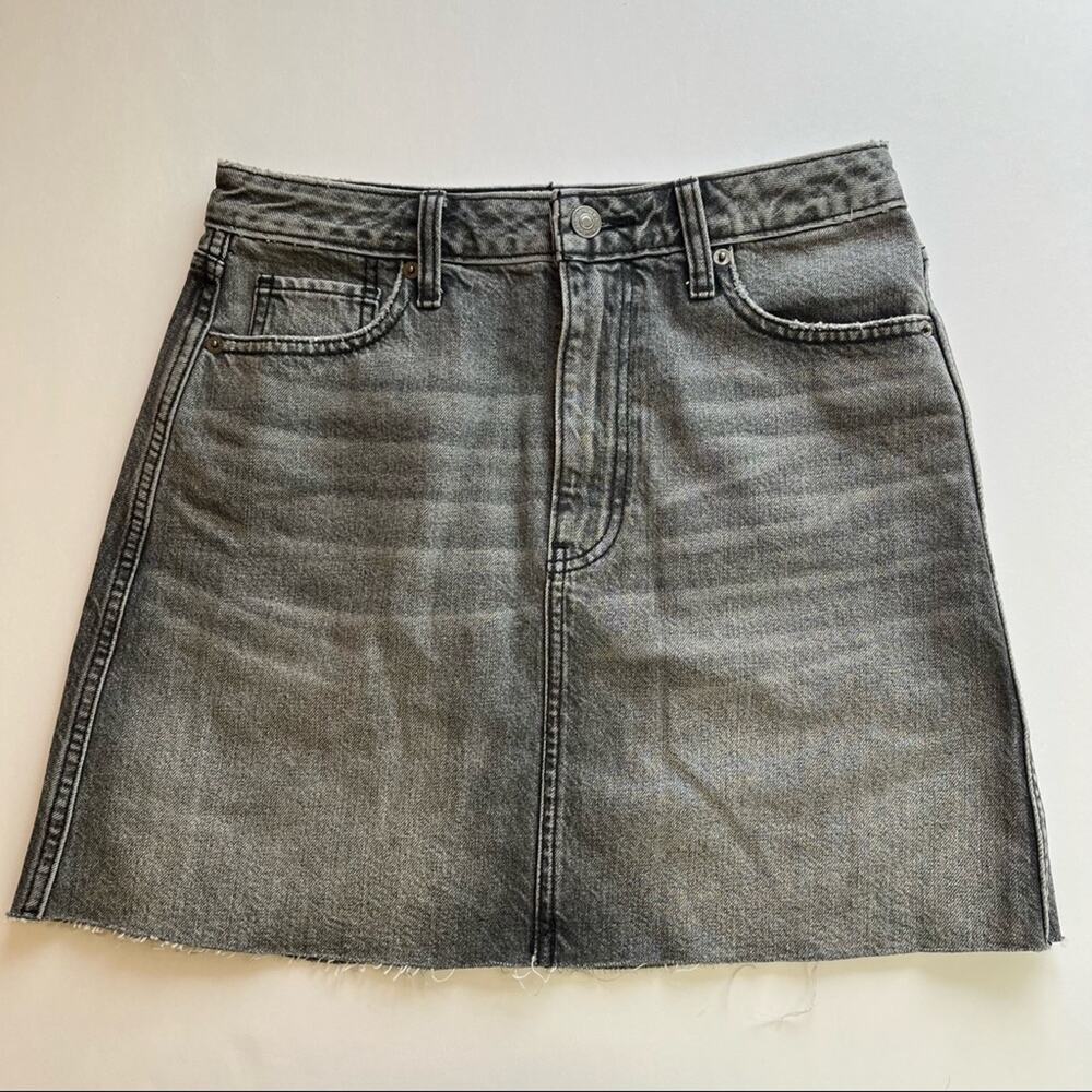 Abercrombie & Fitch High Rise Denim Skirt